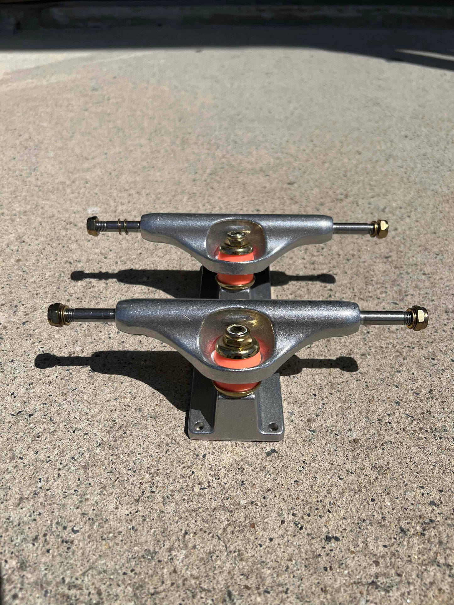 送料無料 SKATEBOARD オリジナルトラック 139 ハイクオリティトラック 2個1セット ■