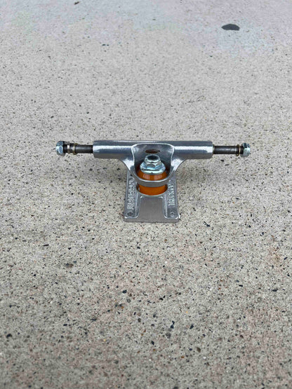 送料無料 SKATEBOARD INDEPENDENT Polished T-hanger 109 stage11 2個１セット■