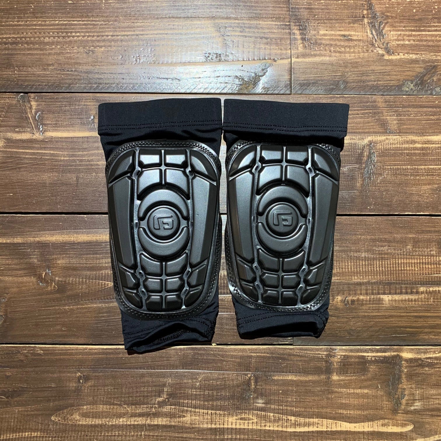 G−FORM ジーフォーム ユースサイズ プロテクター COMPACT SHIN GUARD